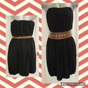 Single black strapless gathered dress w/ belt sz M